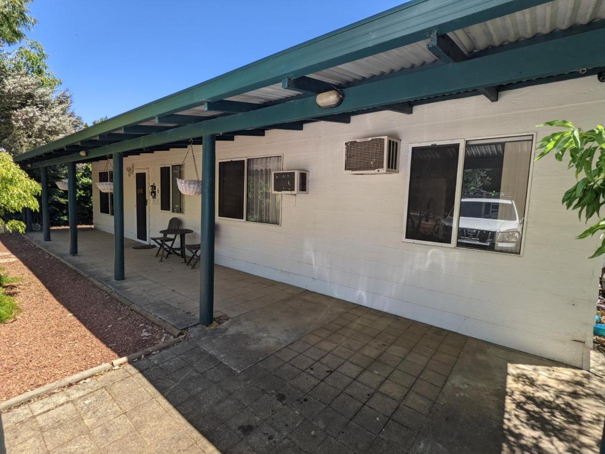 The Cottage On George Street Jarrahdale Exterior photo